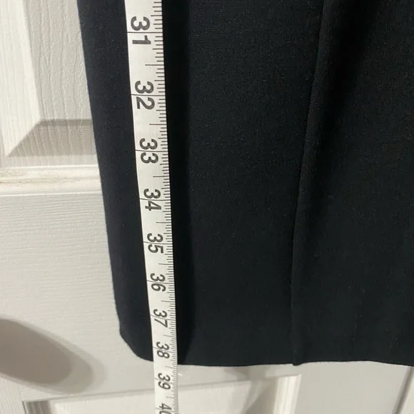 Banana Republic size 6 little black dress - Picture 7 of 9